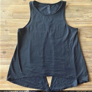 Black Criss Cross Back Athletic Tank - size M